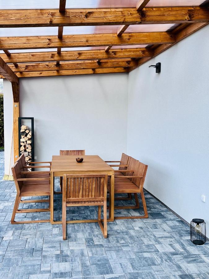 B-Arak Wellness Domek Pod Horama Mladé Buky Buitenkant foto